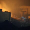 Δήμαρχος Ωραιοκάστρου: Η φωτιά είναι σε ακτίνα ενός χιλιόμετρου από την πυρκαγιά που στοίχισε τη ζωή και σε ένα παιδί