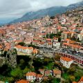 Εκκενώνεται σήμερα η Αράχωβα - Τι ζητά ο Δήμος για να αποφευχθούν μελλοντικοί κίνδυνοι