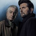 Κυκλοφόρησε το πρώτο τρέιλερ για το ψυχολογικό θρίλερ του Netflix «The Whisper Man», με πρωταγωνιστές τους Ρόμπερτ Ντε Νίρο, Μισέλ Μόναχαν και Άνταμ Σκοτ.