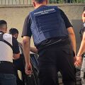 Ολοκληρώθηκε στη Σύρο η αναπαράσταση δολοφονίας της 40χρονης διασώστριας - Οι δύο συλληφθέντες συμμετείχαν στη διαδικασία και οδηγούνται ξανά στην Εισαγγελία