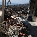Φωτιά στη Σαλαμίνα: Ολοκληρώθηκαν οι αυτοψίες - 22 πληγέντα κτίρια, 5 χαρακτηρίστηκαν «κόκκινα»
