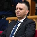 Ο Ηλίας Κασιδιάρης αποφυλακίζεται και προαναγγέλλει την επανεμφάνισή του στην πολιτική σκηνή