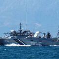 Βύθιση ταχύπλοου σκάφους στο Δεβελίκι Χαλκιδικής λόγω πυρκαγιάς - Κολύμπησε μέχρι την ακτή και είναι καλά στην υγεία του ο μοναδικός επιβαίνων.