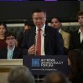 Τζανγκ Γουέιγουεϊ: Κίνα και Δύση πρέπει να μάθουν η μία από την άλλη