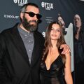 Ο Ρομέν Γαβράς παρουσίασε στην Αθήνα το «Sacrifice», μαζί με την Έμιλι Ραταϊκόφσκι και τον Βενσάν Κασέλ, μετά τα γυρίσματα στην Ελλάδα.