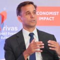 Ο Τζόσουα Χακ είναι ο νέος Πρέσβης των ΗΠΑ στην Ελλάδα μετά την αποπομπή της Kίμπερλι Γκίλφοϊλ
