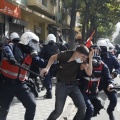 Διαδηλωτές στην Αλβανία