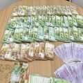 Η ανακοίνωση της ΕΛ.ΑΣ. για την υπόθεση των στημένων αγώνων μπάσκετ: έξι συλλήψεις και κατάσχεση 931.463 ευρώ, μαζί με ηλεκτρονικές συσκευές.