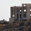 Ισραήλ: Ο Μπενιαμίν Νετανιάχου διέταξε τον πλήρη αποκλεισμό της Δυτικής Όχθης μετά από ένοπλη επίθεση κοντά στη Χεβρώνα με πέντε τραυματίες.