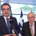 Συνάντηση Πιερρακάκη - Γιούνκερ: «Κανείς δεν θα πίστευε πριν χρόνια ότι ένας Έλληνας θα βρισκόταν στο τιμόνι του Eurogroup»