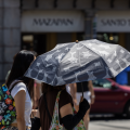 Κόκκινος συναγερμός για καύσωνα σε τρεις περιφέρειες της Ισπανίας
