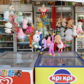 Χειροπέδες σε 42χρονος που έκλεψε πάνω από 100 παγωτά από περίπτερο στη Θεσσαλονίκη