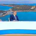 Από τα δεξιά: Σία Κοσιώνη, Βασίλης Χιώτης και Άκης Παυλόπουλος στο στούντιο της εκπομπής «Καλημέρα Ελλάδα»