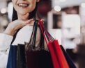 Οι ειδικοί εξηγούν γιατί αγοράζουμε πράγματα που δεν χρειαζόμαστε και δίνουν πρακτικές τεχνικές για να περιορίσουμε τις παρορμήσεις 