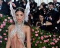 Naked dress: Τα πιο διάσημα «γυμνά φορέματα» στην ιστορία του Med Gala