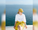 T-shirt με σλόγκαν