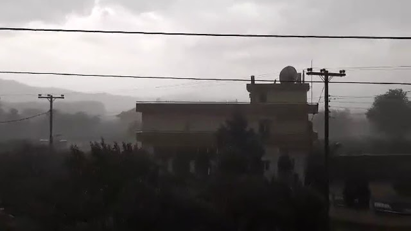 Ηράκλεια Σερρών: Ισχυρή καταιγίδα με χαλάζι -Συμβαίνει τώρα