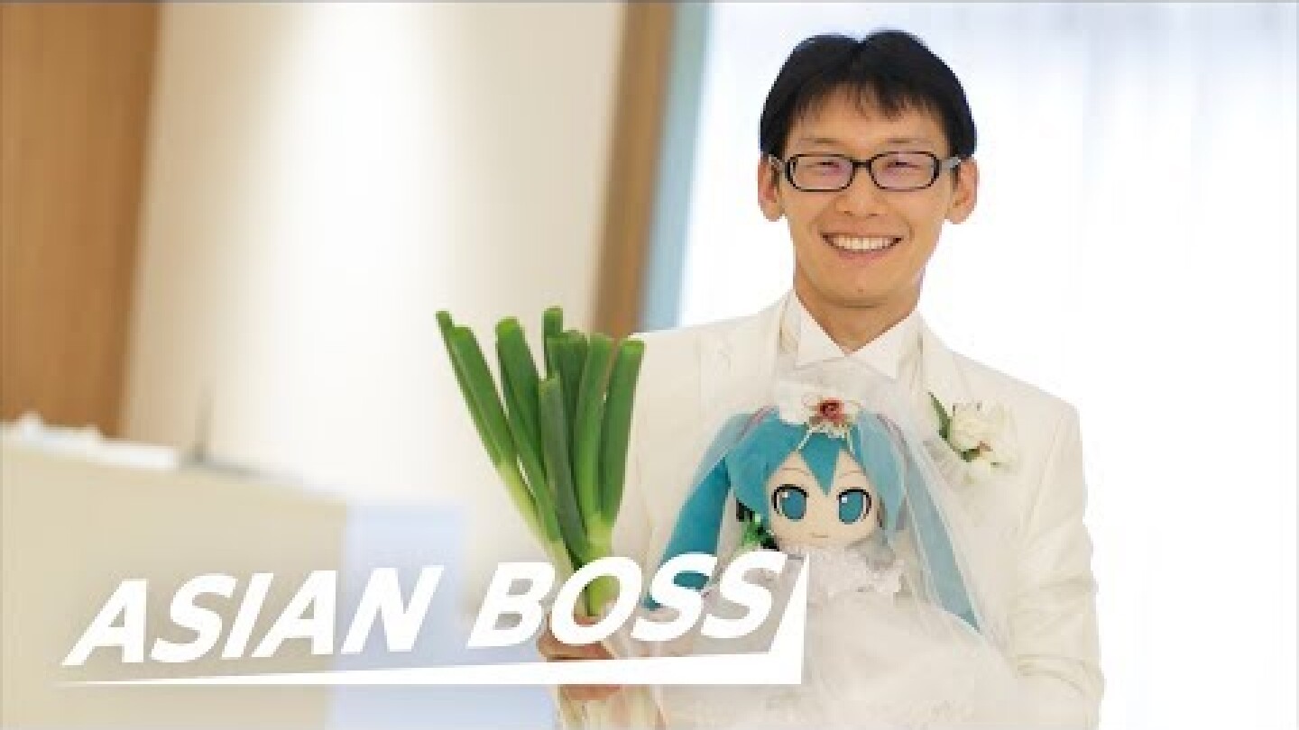 What happened To The Japanese Man Who Married A Hologram? | ASIAN BOSS
