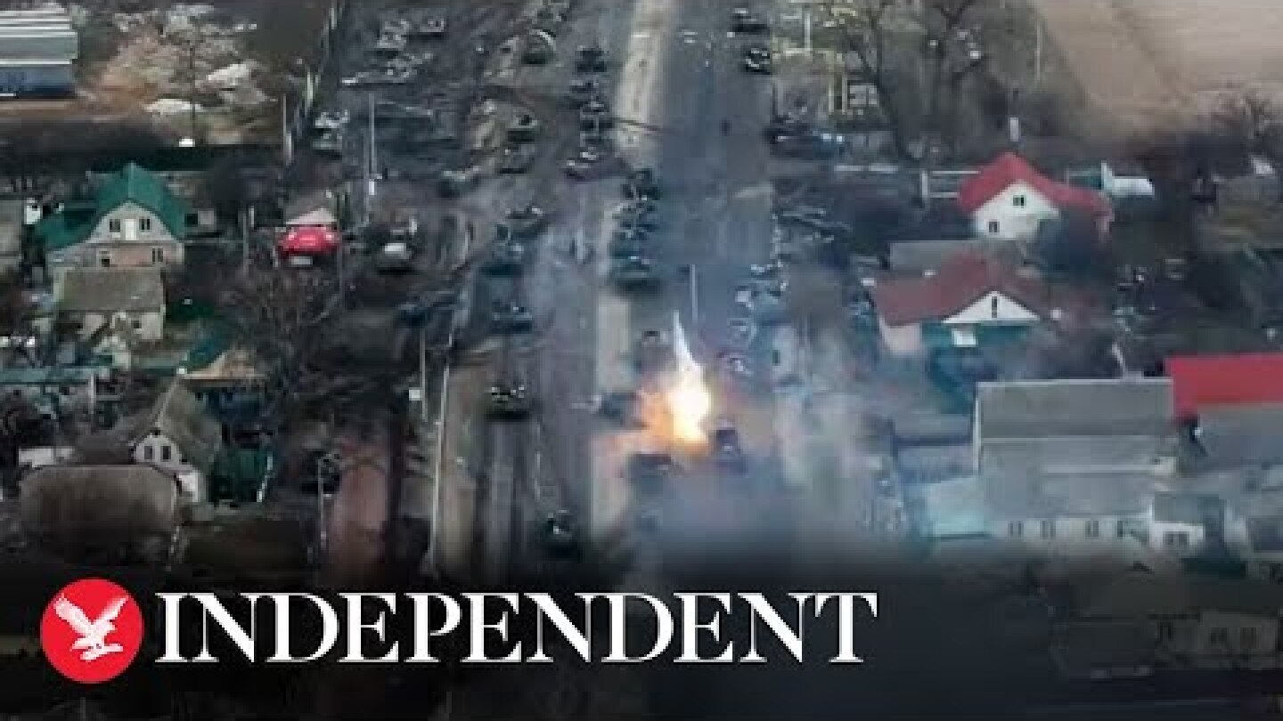 Aerial video shows Ukraine destroy Russian tanks outside Kyiv