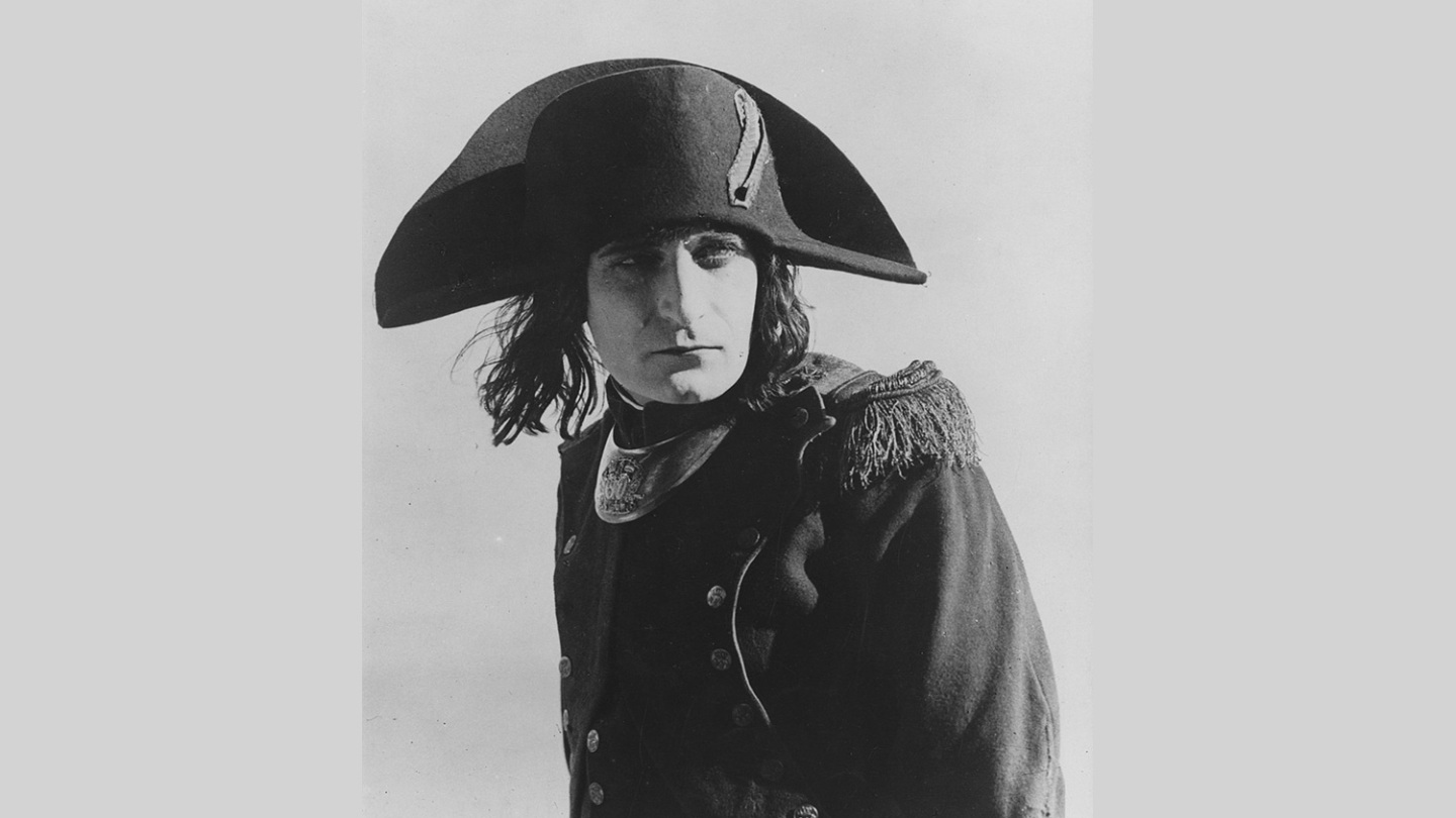 Napoléon (1927) by Abel Gance, Clip: Napoleon's eagle returns!