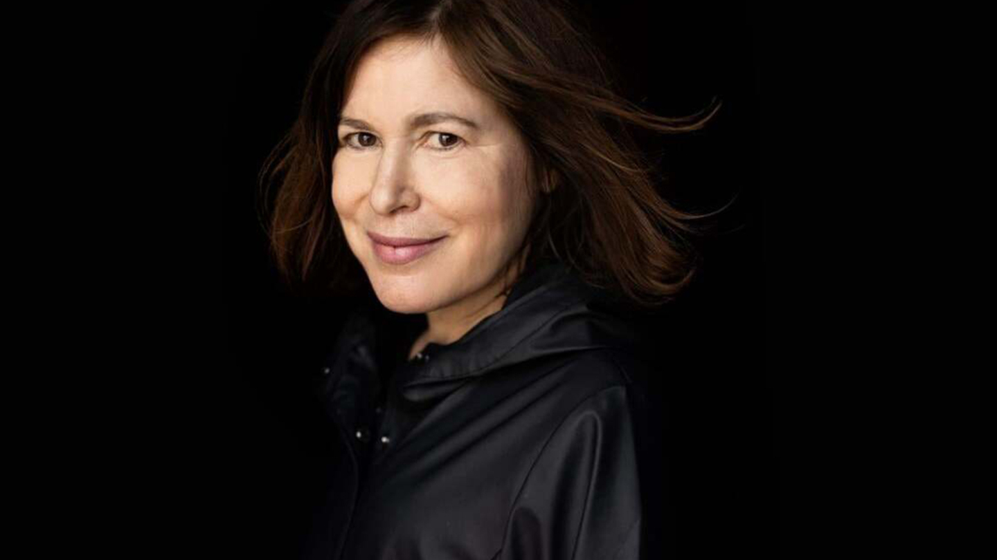 Vidcast Μακριά από το πλήθος | Εύα Στεφανή: Η ντροπή δεν έχει θέσει σε ό,τι είναι αυθεντικό. Μέρος Β