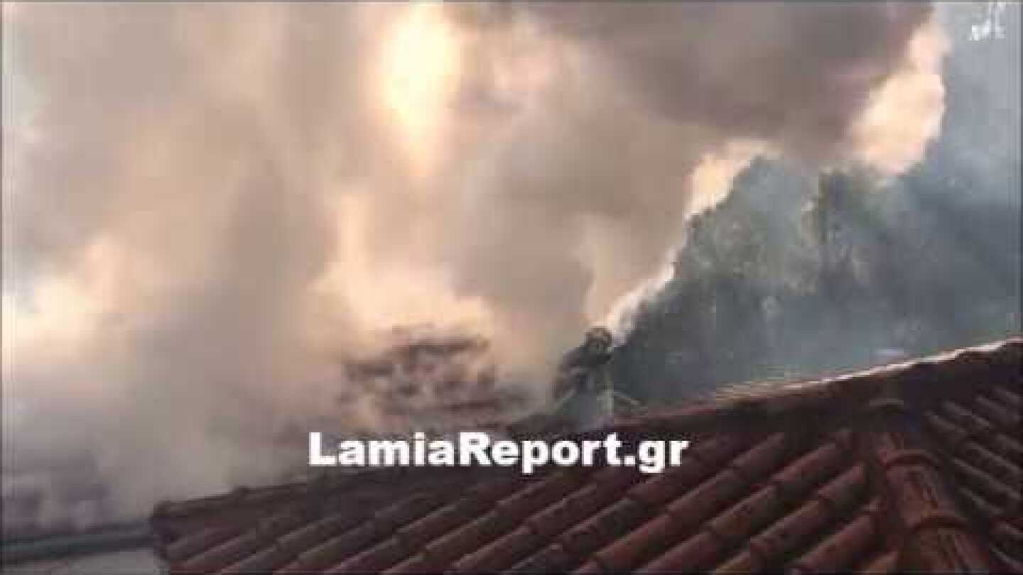 LamiaReport gr: Κατάσβεση πυρκαγιάς σε μονοκατοικία