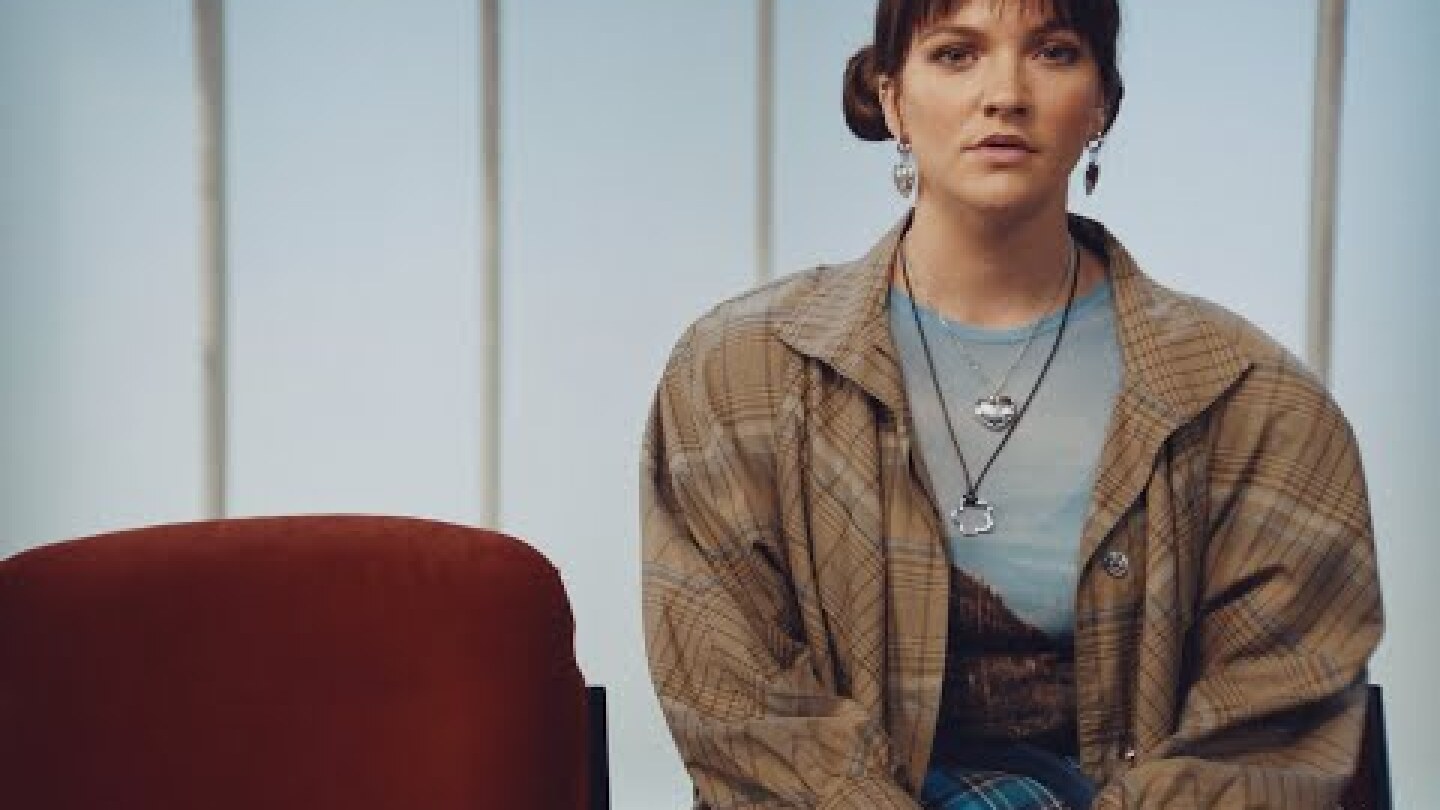 Eloise - Drunk On A Flight (Official Video)