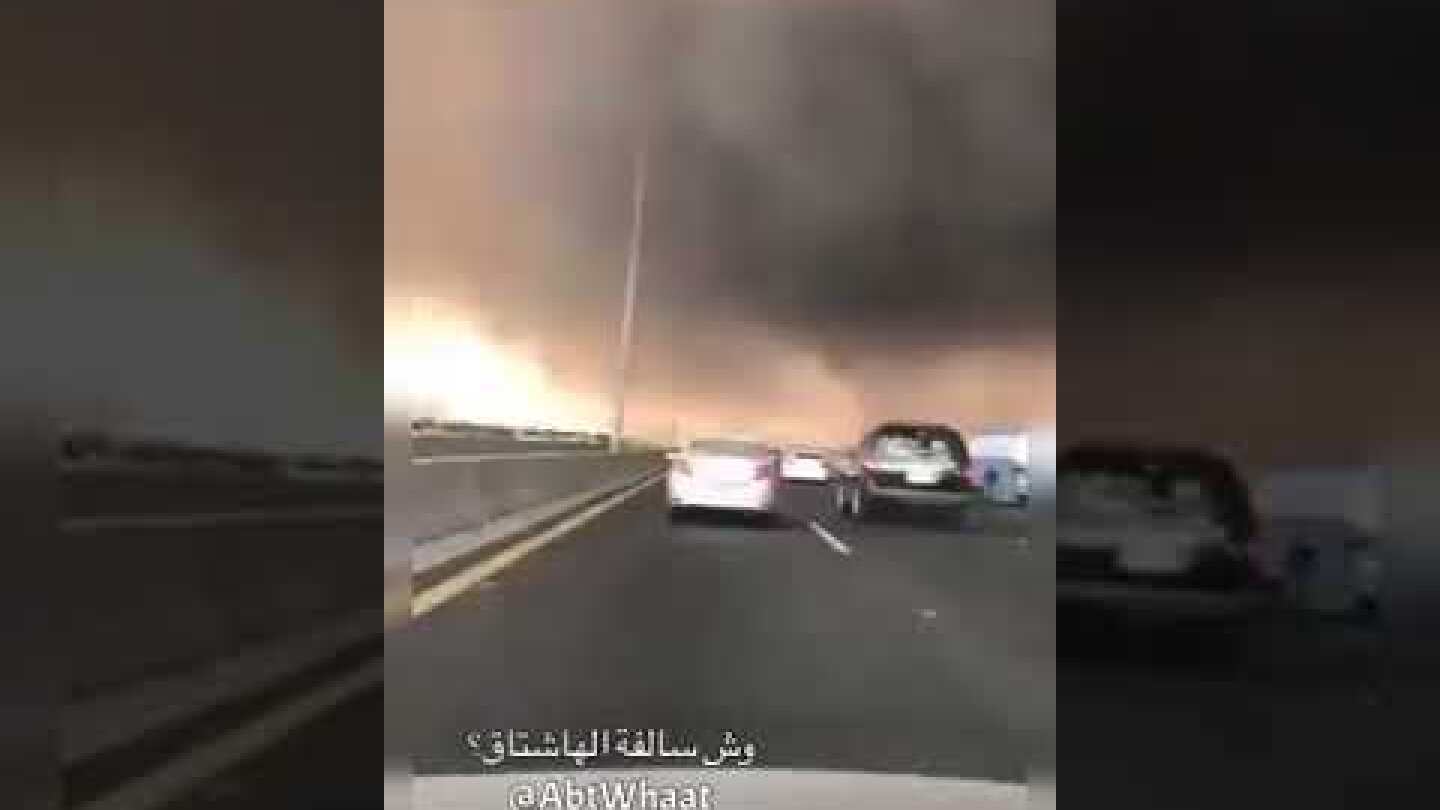 نشوب حريق في محطة قطار الحرمين في جدة  ومحاولات جهيدة للسيطرة عليه هنا فيديو جميع للمقاطع المتداولة