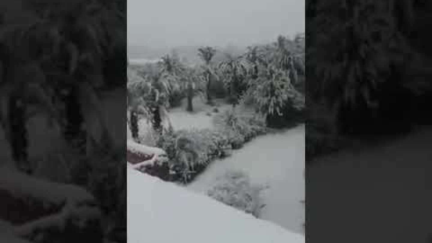 Snow in the desert in Morocco Unbelievable