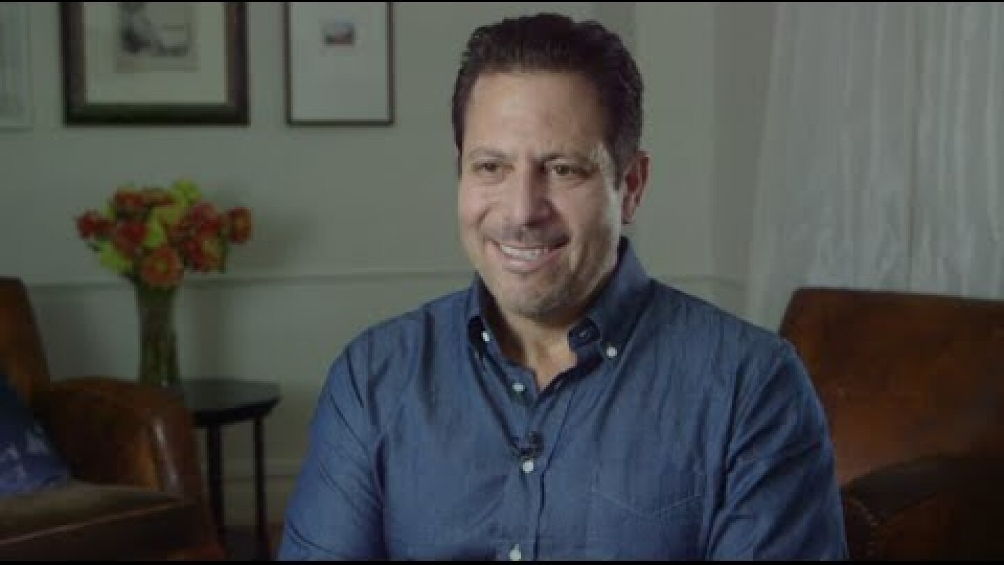 Darren Star on Carrie and Mr. Big on "Sex and the City" - EMMYTVLEGENDS.ORG