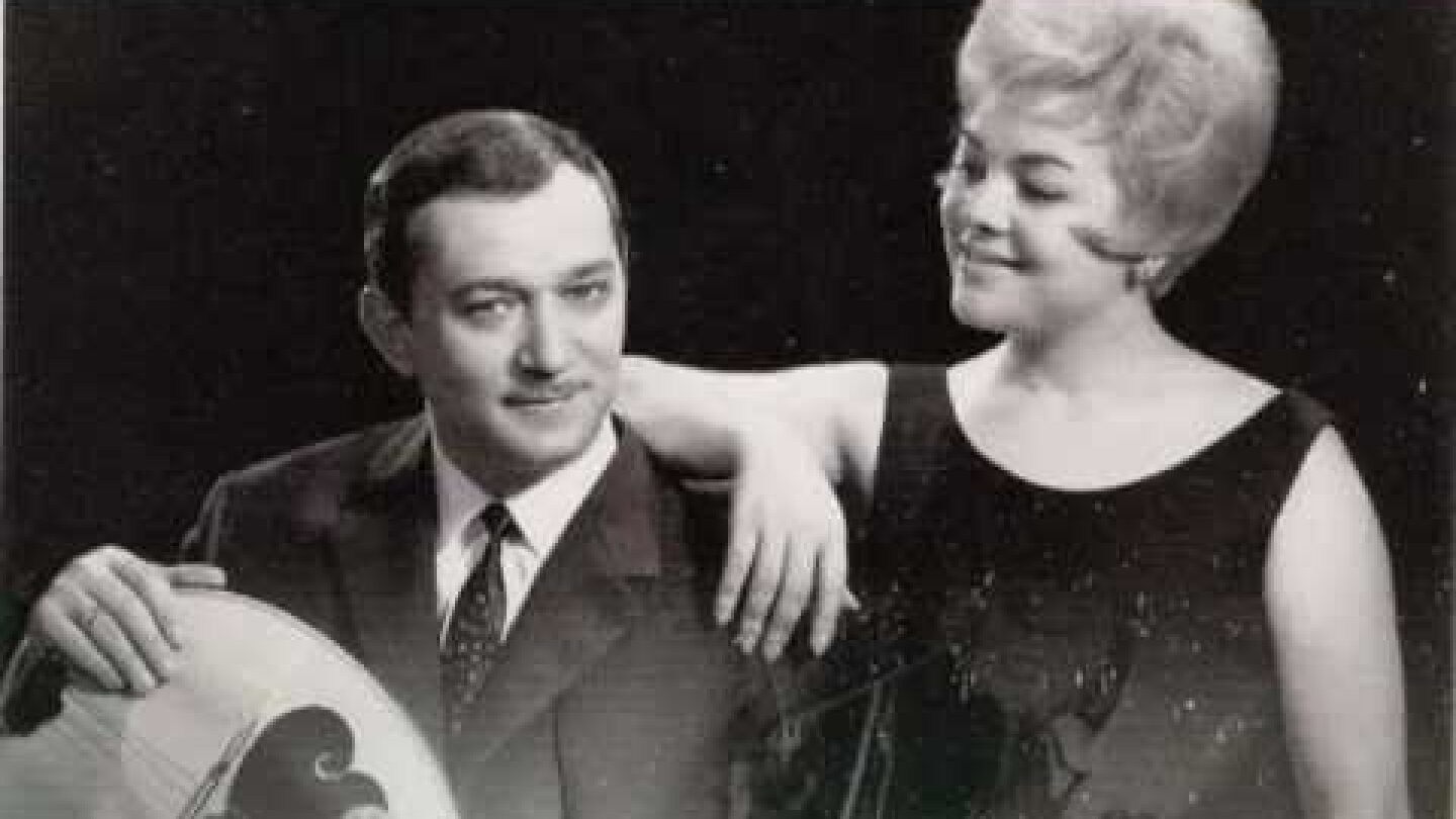 ΛΑΟΣ ΚΑΙ ΚΟΛΩΝΑΚΙ - ΛΙΝΤΑ & ΧΙΩΤΗΣ