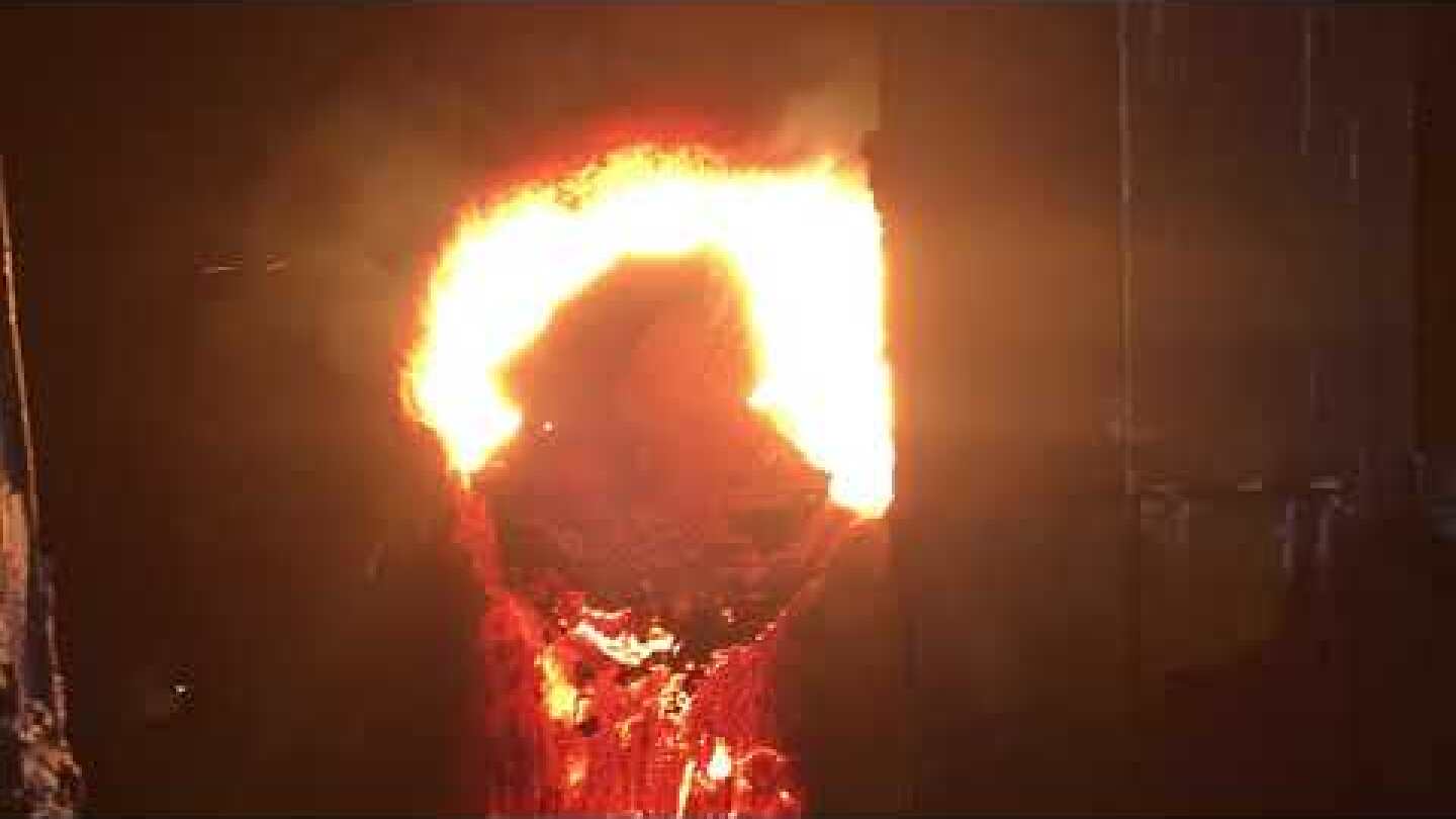 Η Athens Voice περνά το κατώφλι της ΛΑΡΚΟ V