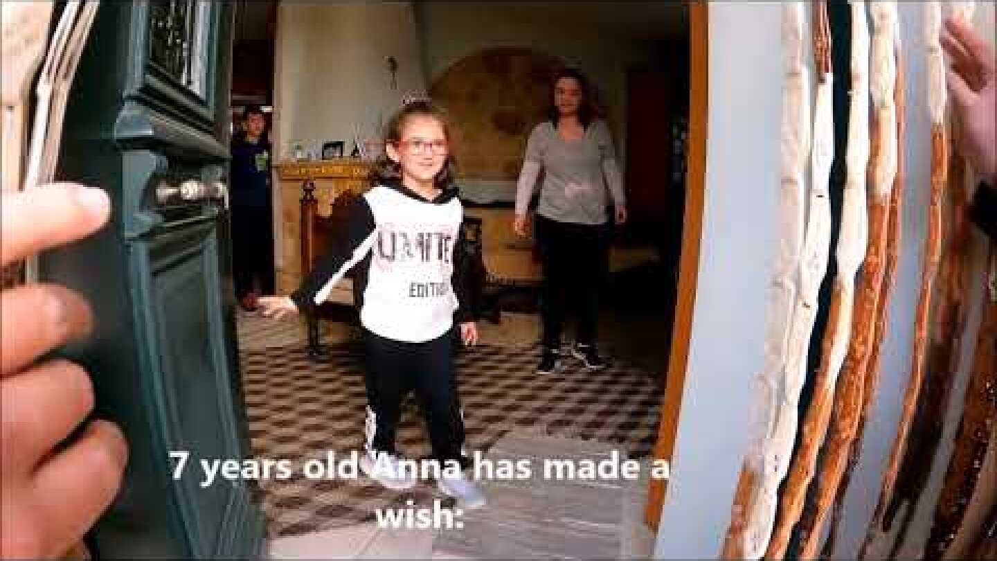 JUST ASK 4 ΙΤ: ΚΑΙΝΟΥΡΙΟ ΠΟΔΗΛΑΤΟ ΓΙΑ ΤΗΝ ΜΙΚΡΗ ΑΝΝΑ ΣΤΟ ΑΡΚΑΛΟΧΩΡΙ ΚΡΗΤΗΣ!