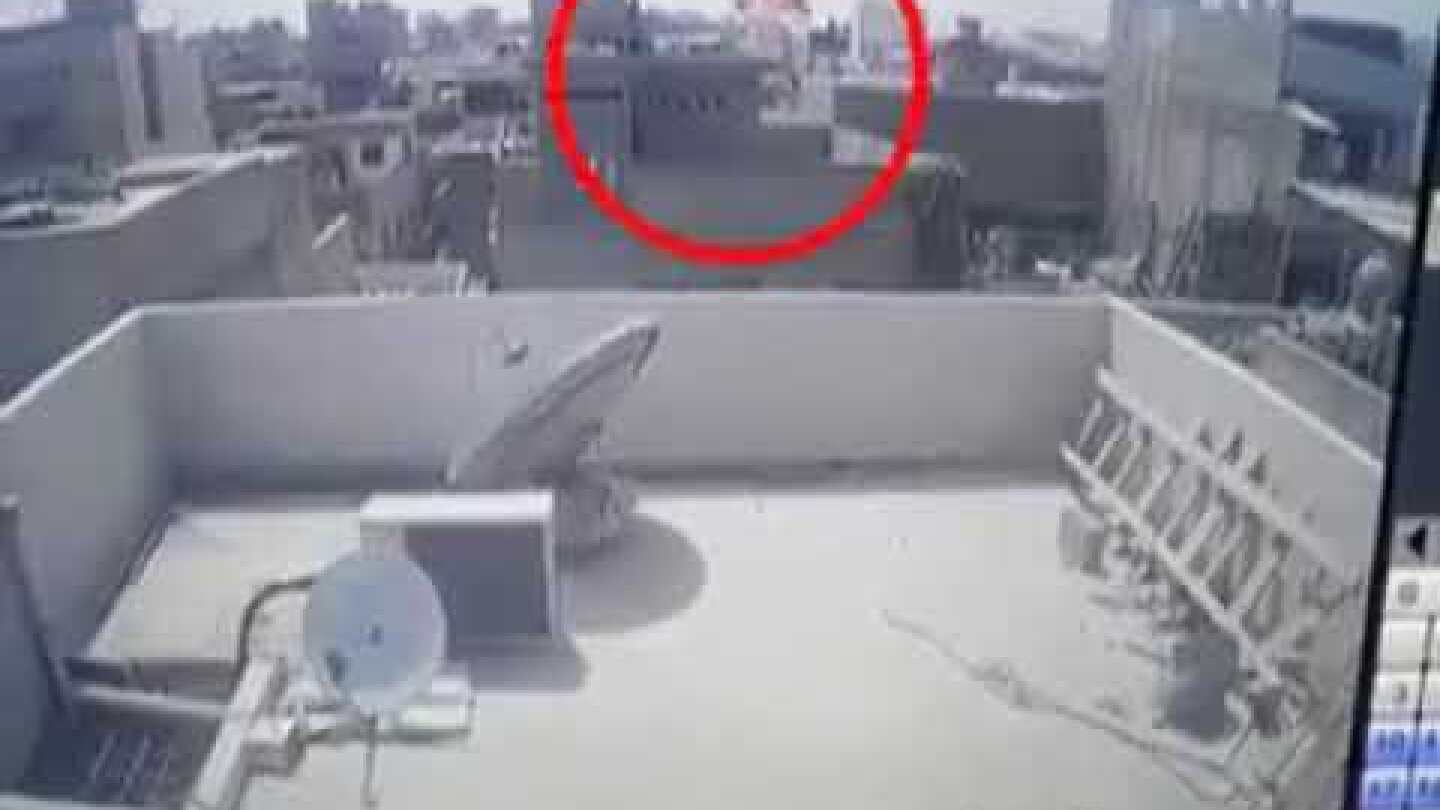 pia plane crash Pk8303 in Residential Area Karachi cctv