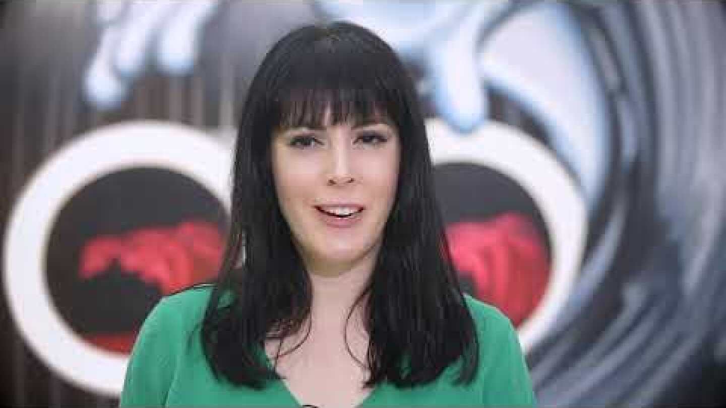 Portrait of an artist : Emily Mae Smith showing at Le Consortium (Dijon) (sous titres français)