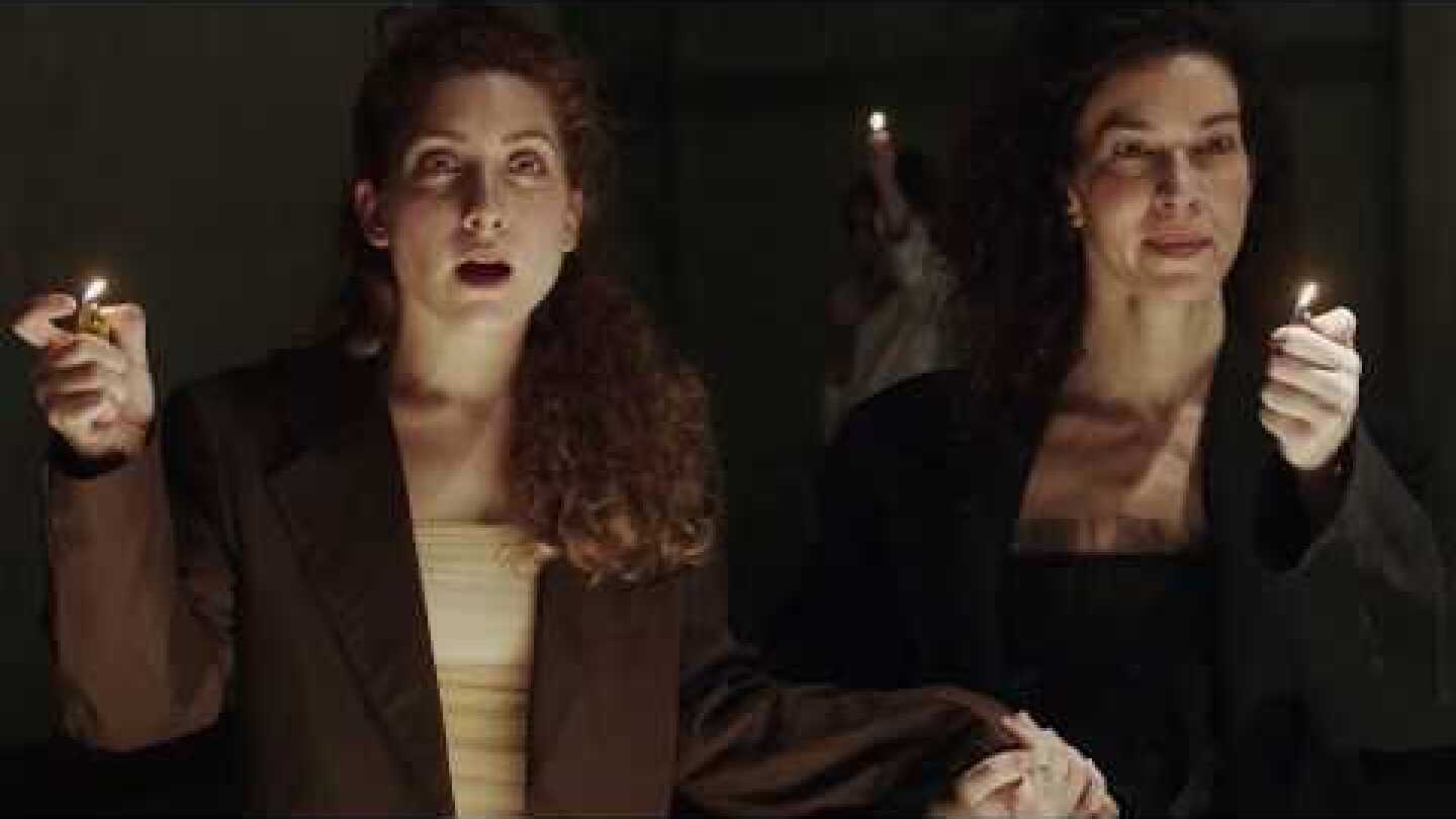 Κομμώτριες / ΜΕΤΑΠΟΛΙΤΕΥΣΗ στο θέατρο θησείον (trailer)