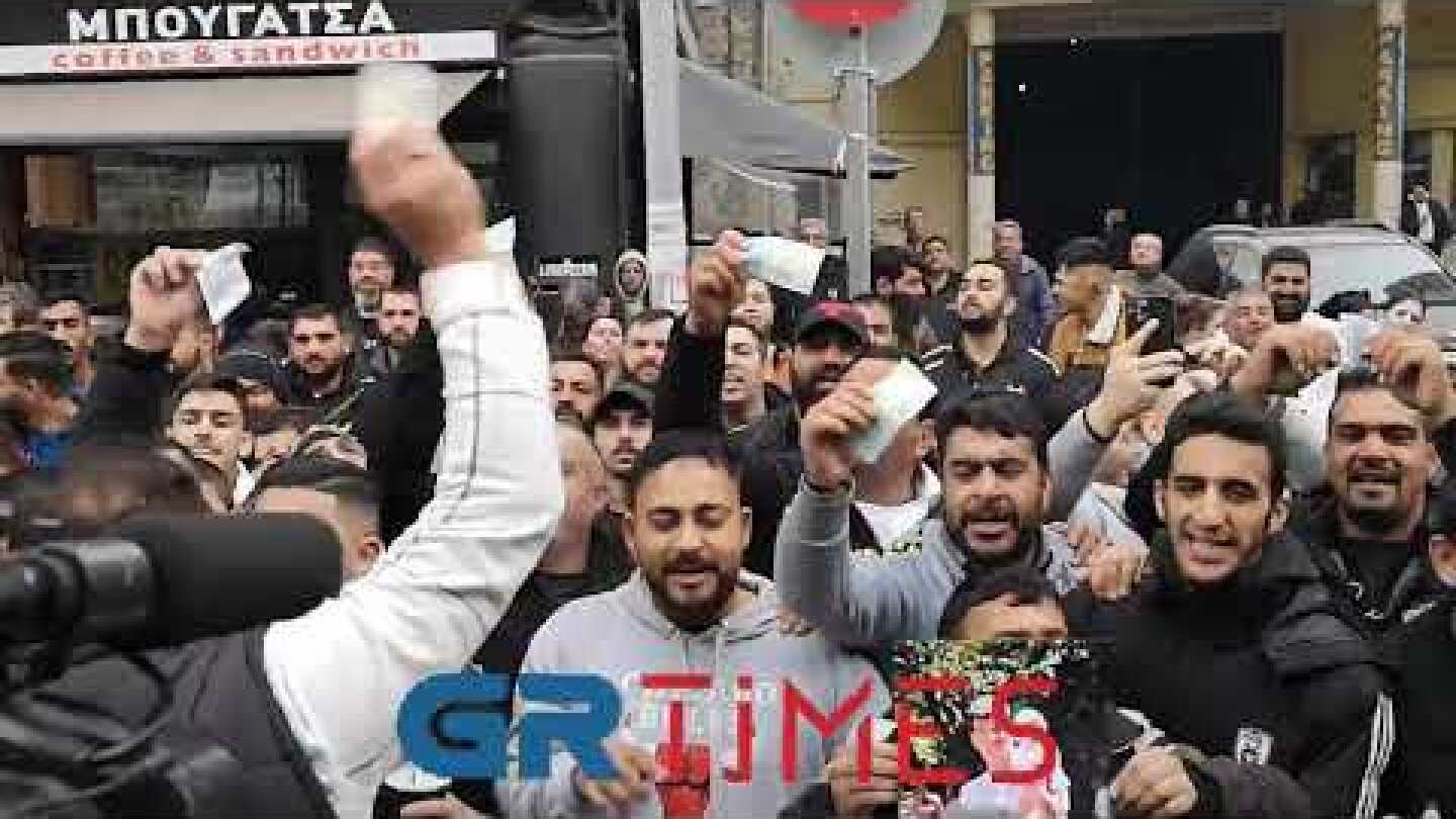 Καίνε 20ευρα οι Ρομά έξω από τα δικαστήρια Θεσσαλονίκης