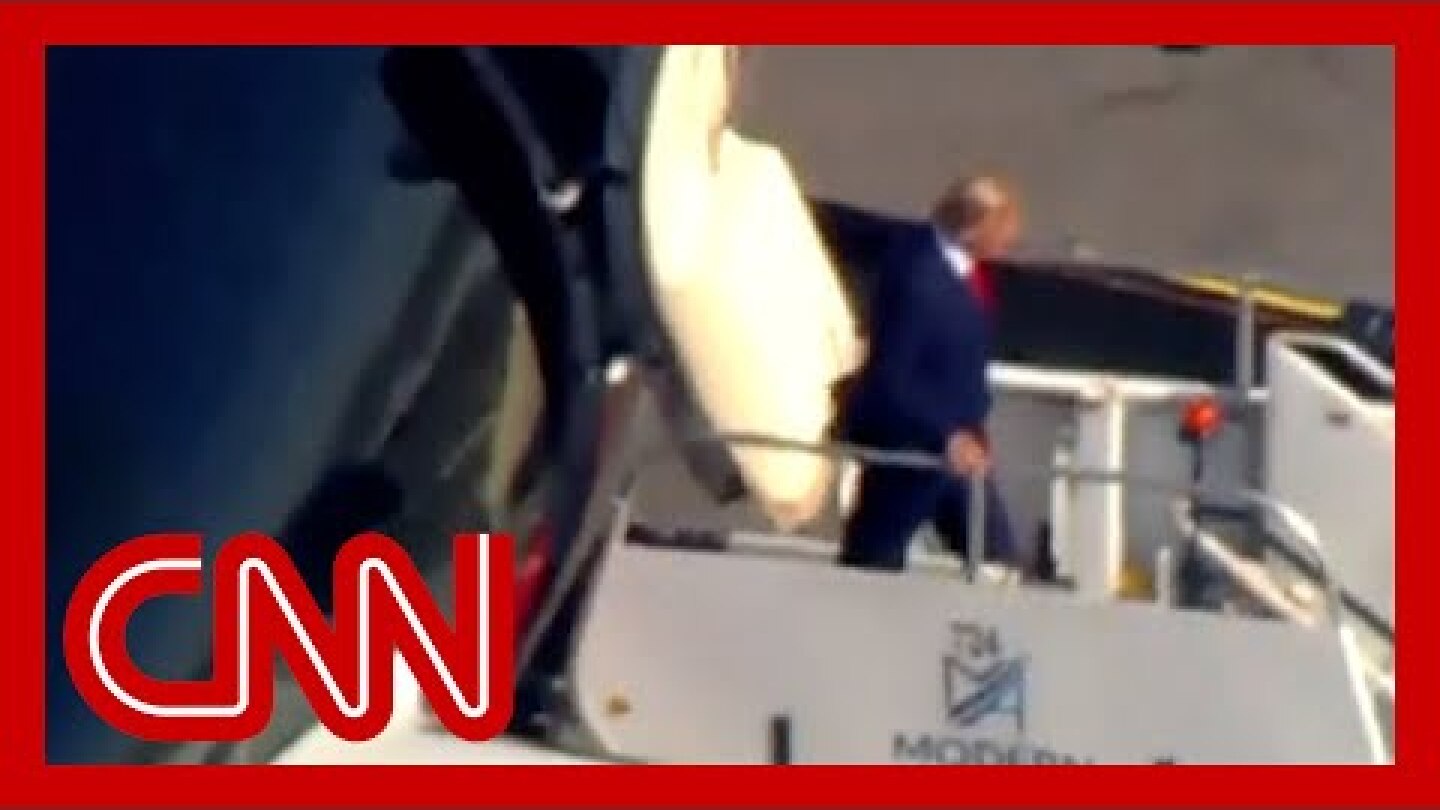 Trump arrives in New York for his arraignment