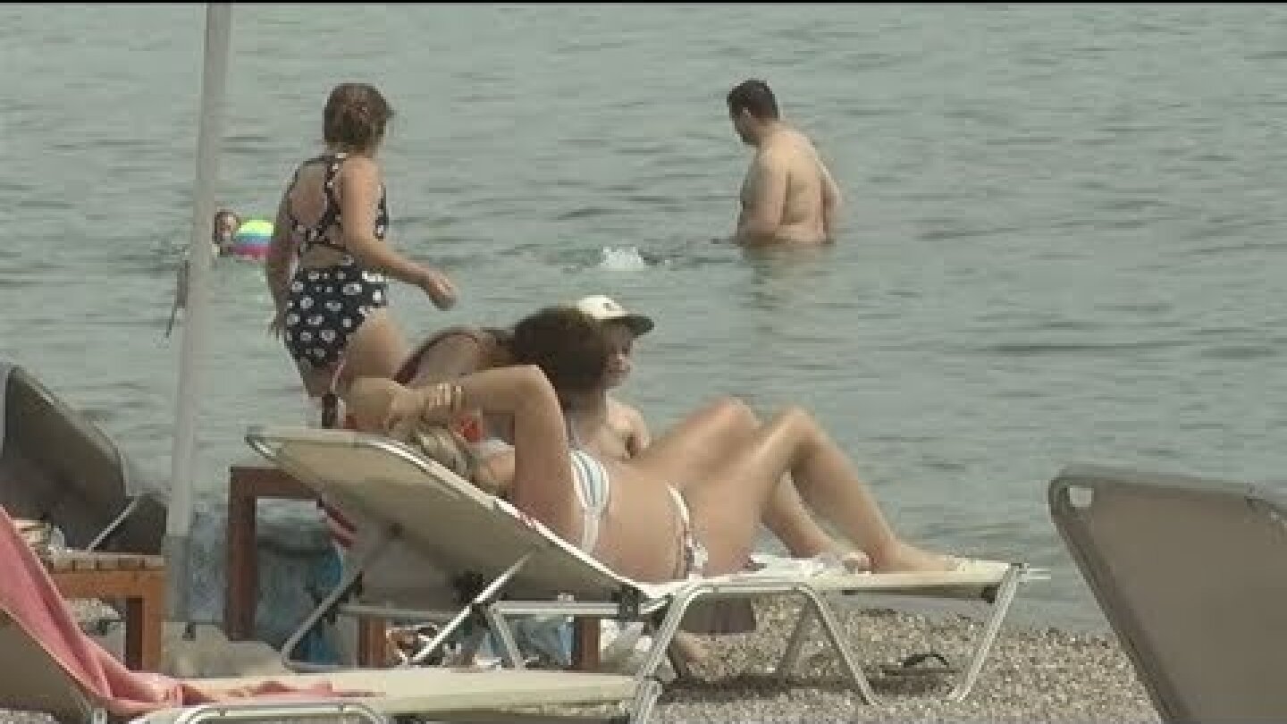 Aνάσα δροσιάς η  παραλία στο Πόρτο Ράφτη