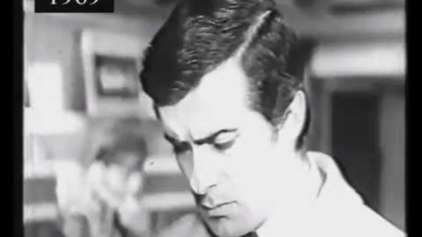 Έφυγε η αγάπη μου - Ερ. Μπριόλας - (Λ. Μυτιληναίος playback)