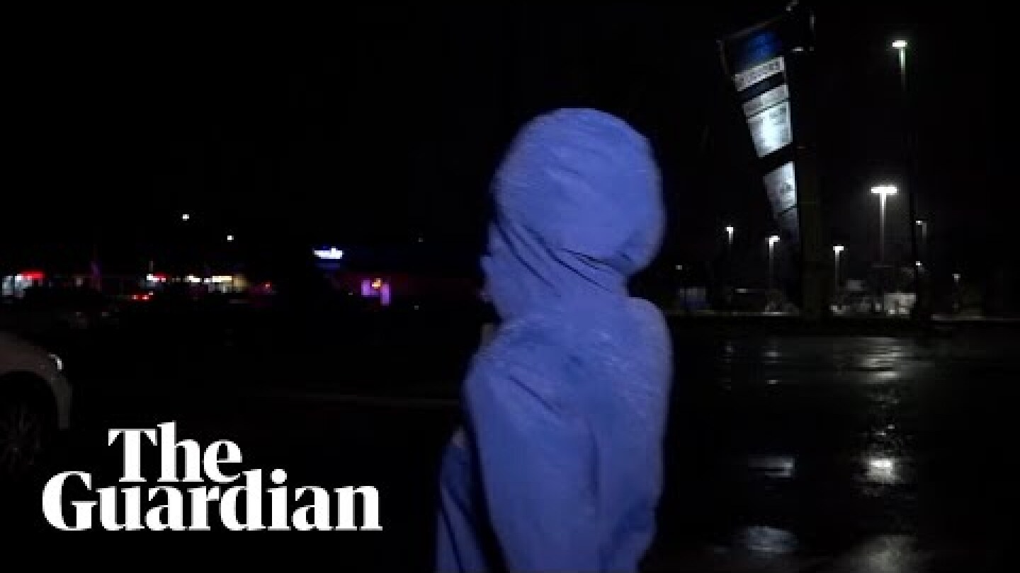 Hurricane Ian: shopping centre sign collapses as reporter about to go on air