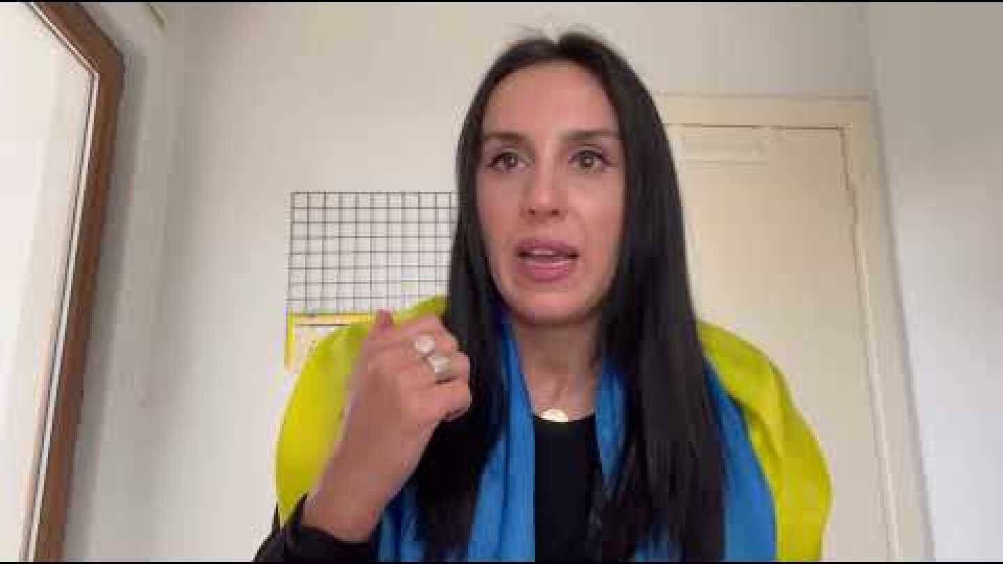 Η Jamala ζητά την στήριξη των Ελλήνων μέσα από την ATHENS VOICE