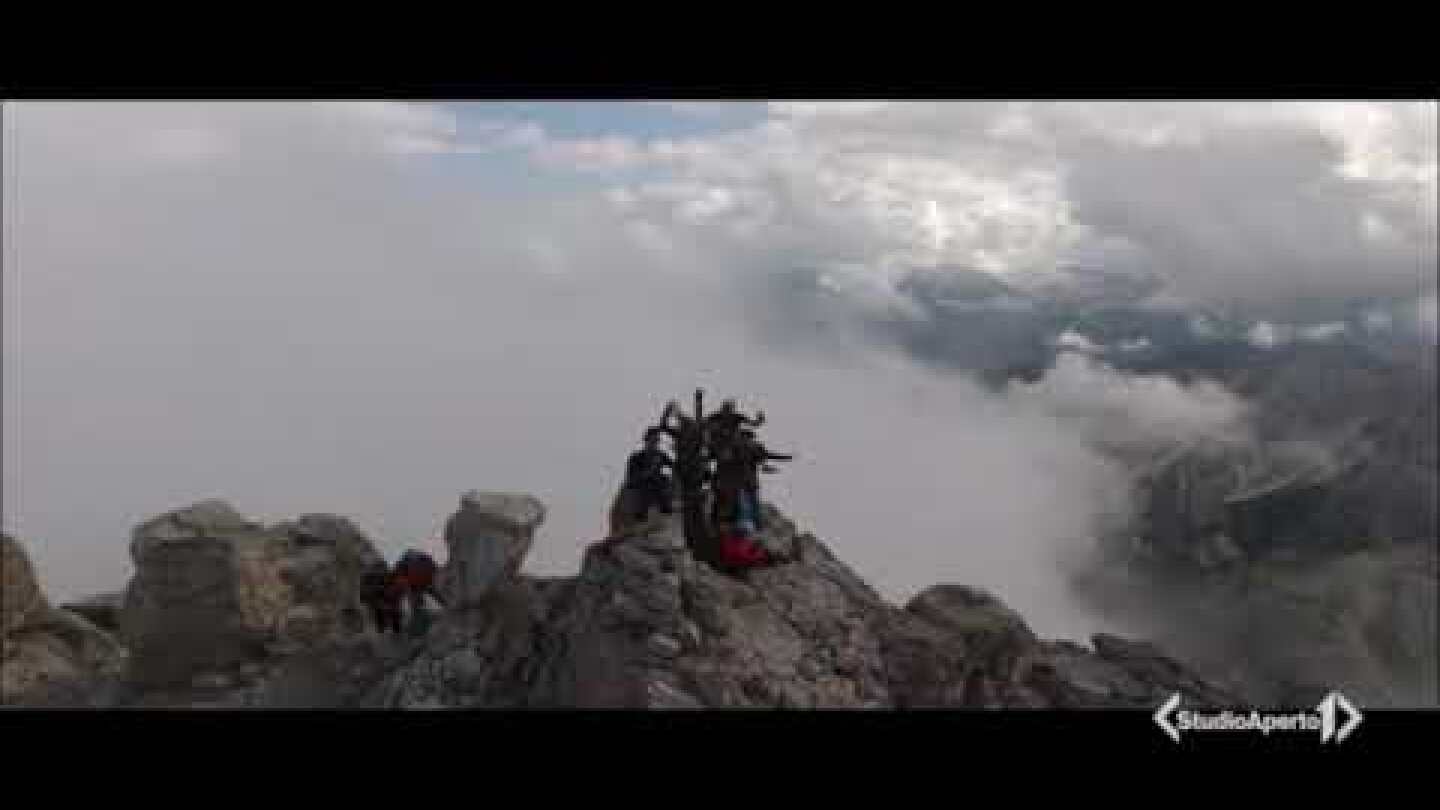 Andrea Lanfri -  Tre Cime Di Lavaredo  -  Studio Aperto