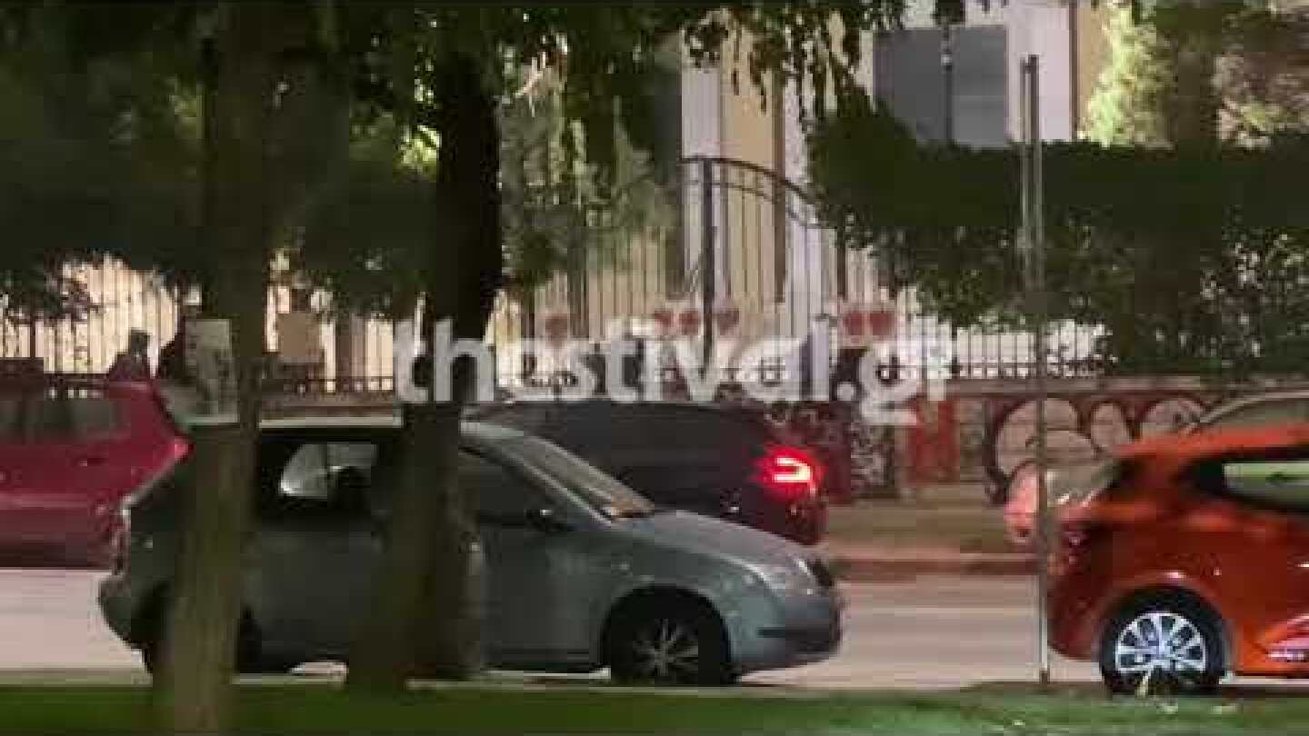 Thestival.gr Επεισόδια και μολότοφ μπροστά στο ΑΠΘ