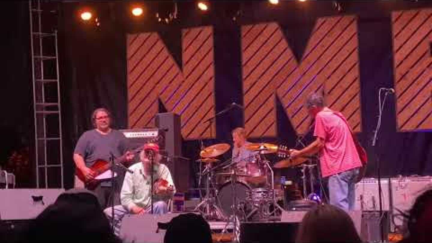 Yo La Tengo ft. Michael Hurley - Hog Of The Forsaken (Live @ Nelsonville Music Festival 9-3-22)