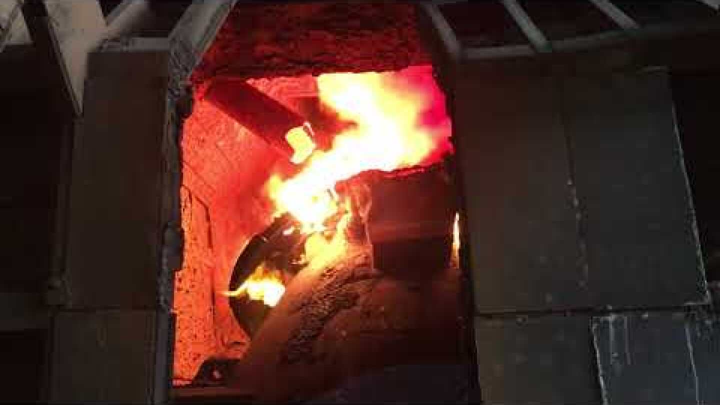 Η Athens Voice περνά το κατώφλι της ΛΑΡΚΟ VI