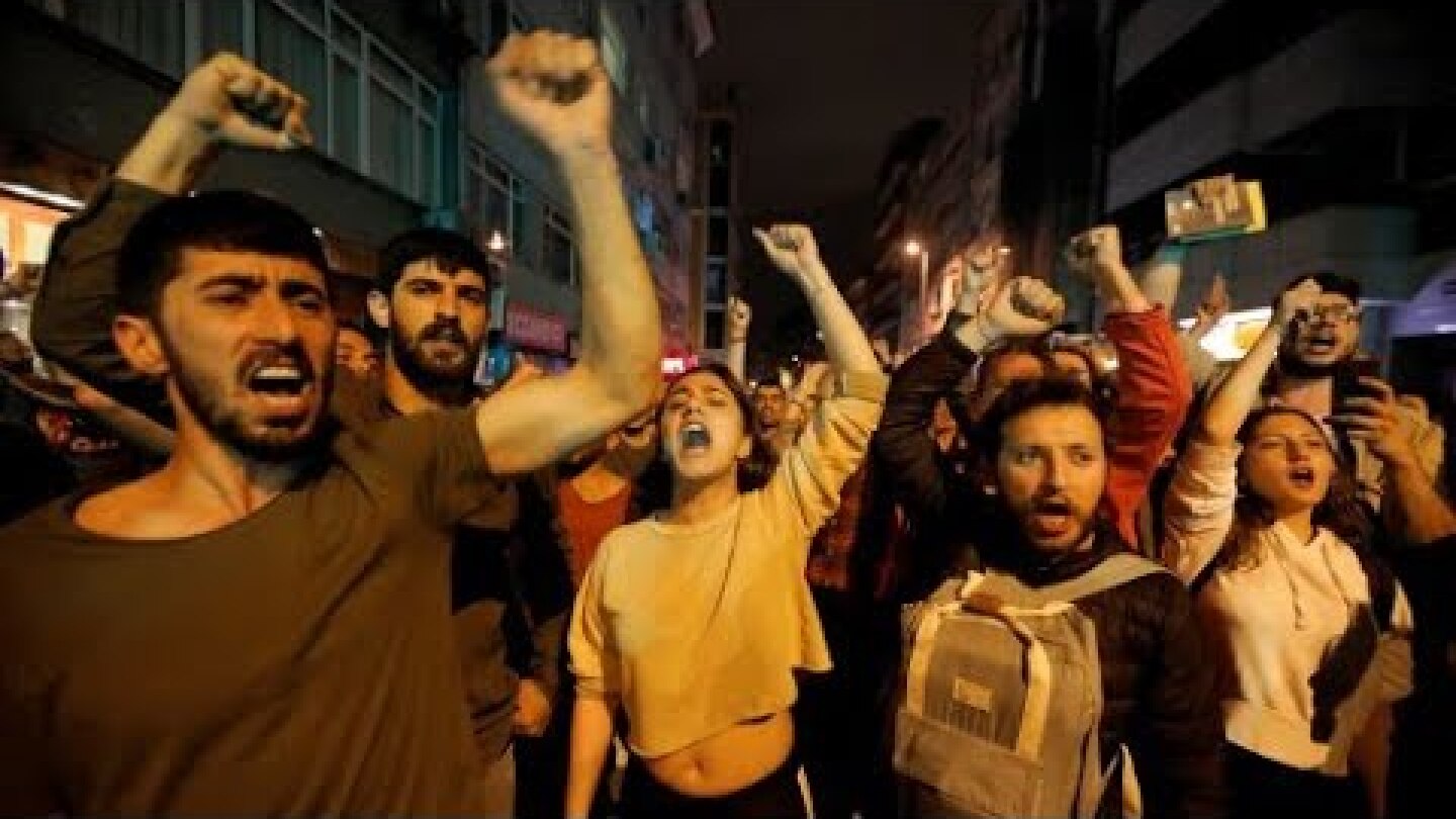 Istanbul: Spontane Proteste gegen Wahl-Annullierung | DER SPIEGEL