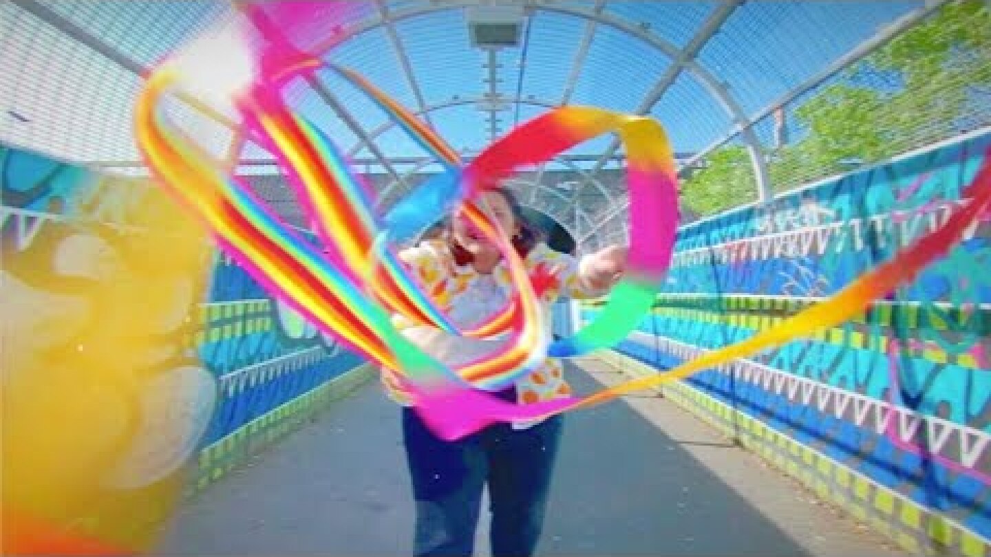 Brodsky - Eyelash ft. Siafa [Official video]