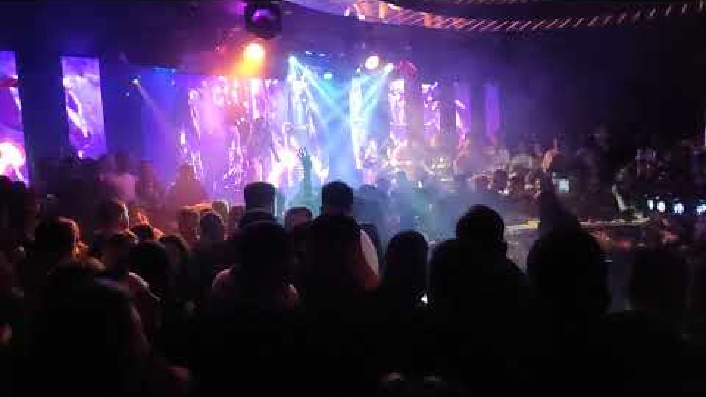 ThessToday.gr - Πάρτι στο Μπάνσκο με χιλιάδες Έλληνες