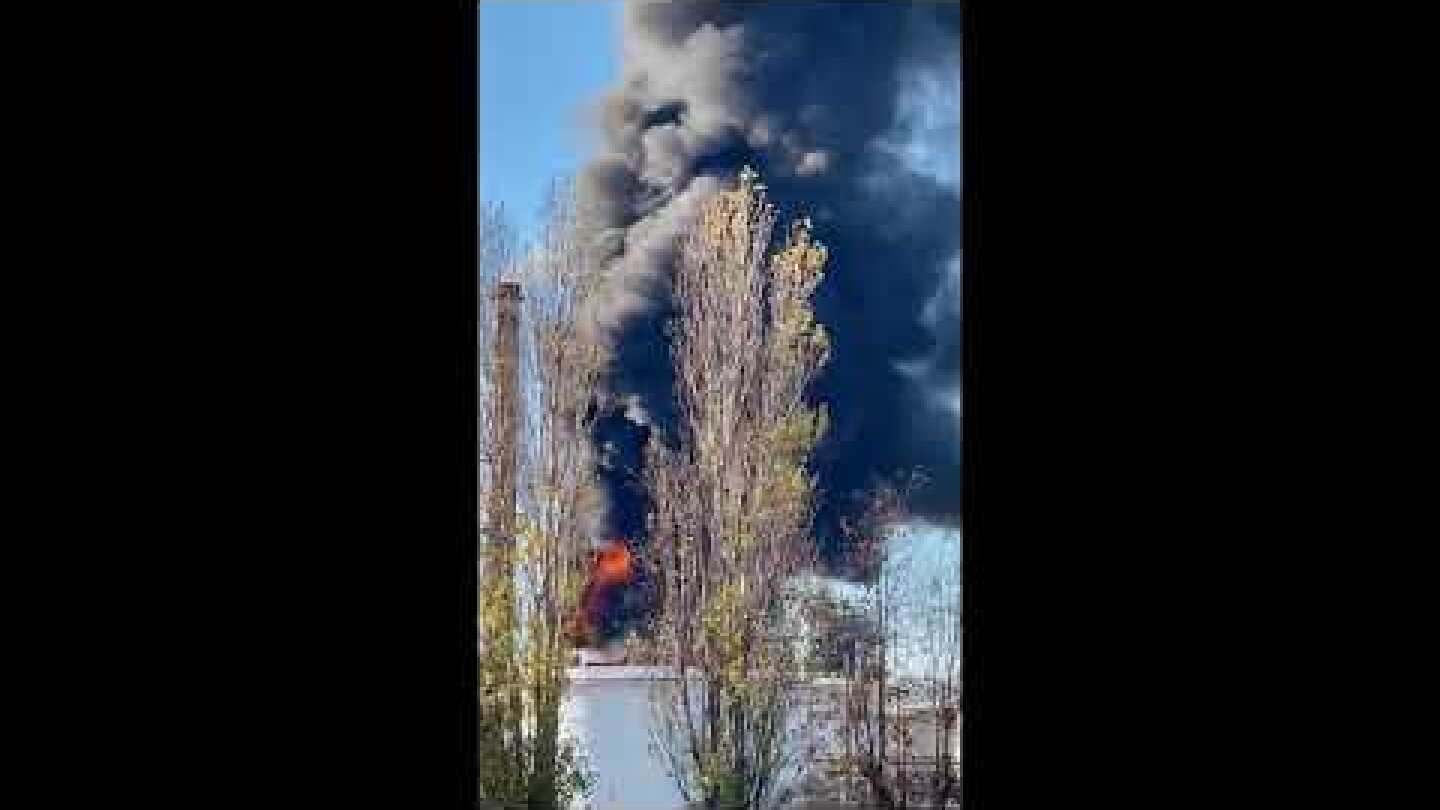 Esplosione nella zona industriale di Stagno, nel Comune di Collesalvetti (Livorno)